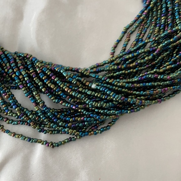 Handmade beaded necklace and bracelet - Picture 2 of 4